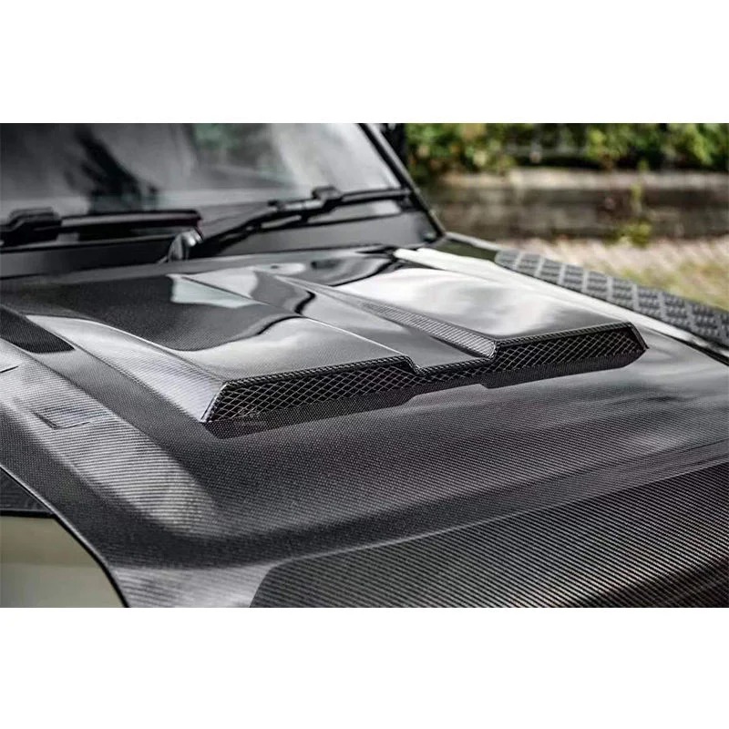 For  Defender Hood Bonnet Cover in Carbon Fiber 100/90 Design New Condition